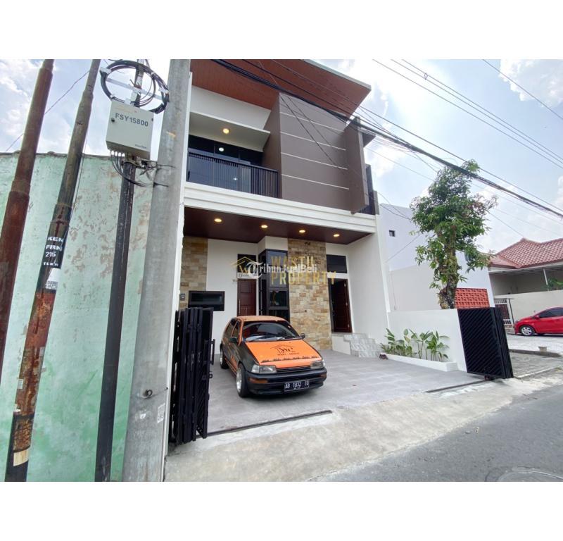 Dijual Rumah 2 Lantai di Condongcatur Tipe 160 4KT 4KM Legalitas SHM - Sleman