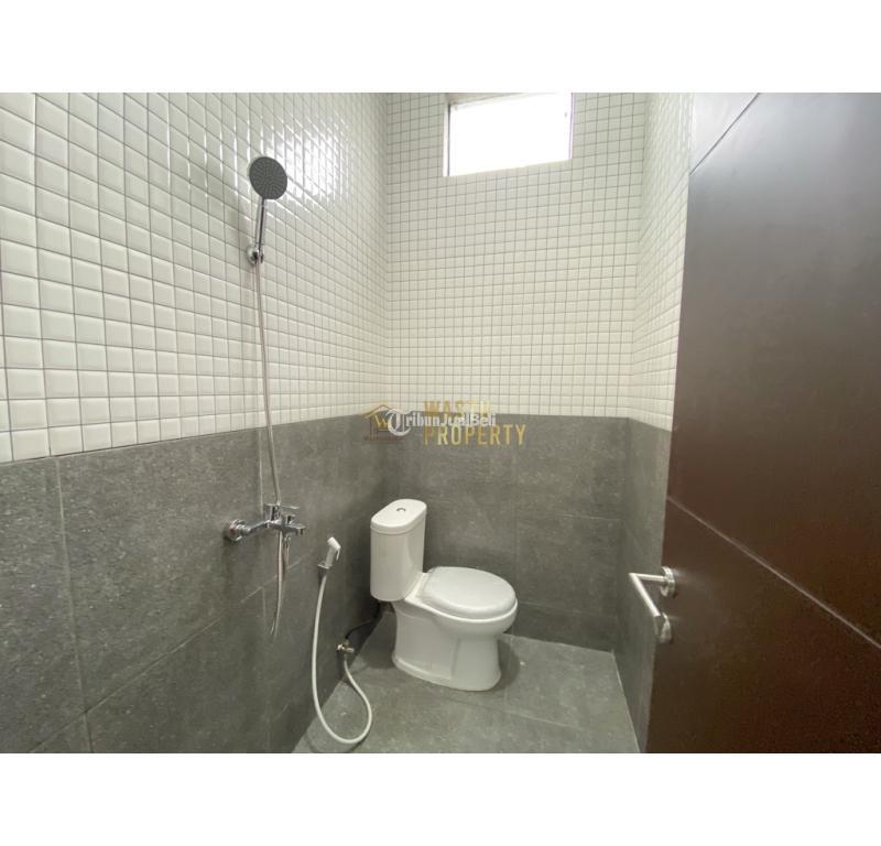 Dijual Rumah 2 Lantai di Condongcatur Tipe 160 4KT 4KM Legalitas SHM - Sleman