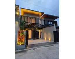 Jual Rumah Mewah Tipe 116 Baru Fully Furnished Dekat Stadion Maguwoharjo - Sleman