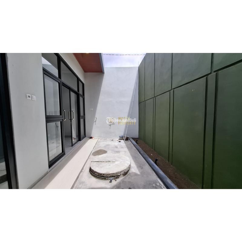 Jual Rumah Luas 135 m2 Modern Baru Siap Huni di Kalasan - Sleman