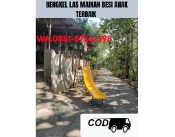 Ayunan besi kuat dan jungkat jungkit - Banjarnegara