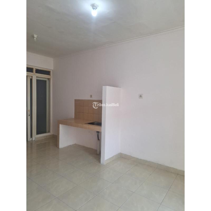 Dijual Rumah 2 Lantai, Tipe 70, 2kt, 1km, Shm, Park Residence, Taman Sueya 5 - Jakarta Barat