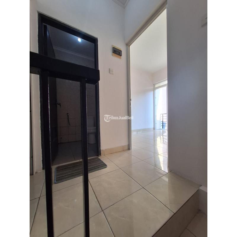 Dijual Rumah 2 Lantai, Tipe 70, 2kt, 1km, Shm, Park Residence, Taman Sueya 5 - Jakarta Barat