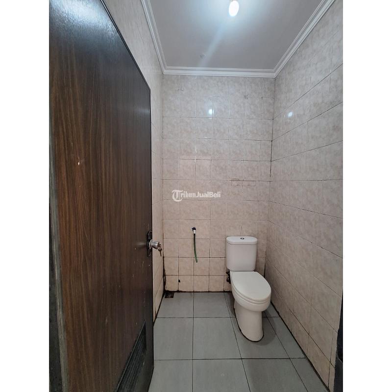 Dijual Rumah 2 Lantai, Tipe 70, 2kt, 1km, Shm, Park Residence, Taman Sueya 5 - Jakarta Barat