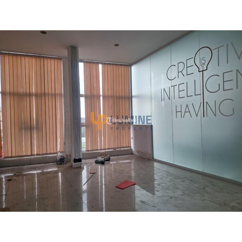 Dijual Ruko Besar Di Jalur Utama Gejayan Untuk Usaha Maksimal - Yogyakarta