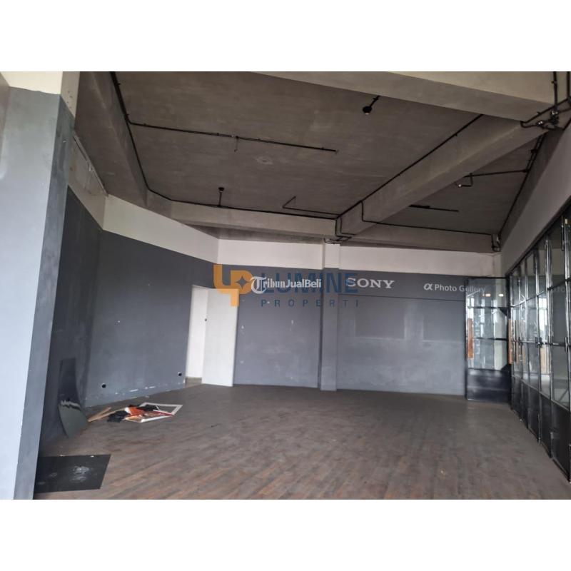 Dijual Ruko Besar Di Jalur Utama Gejayan Untuk Usaha Maksimal - Yogyakarta