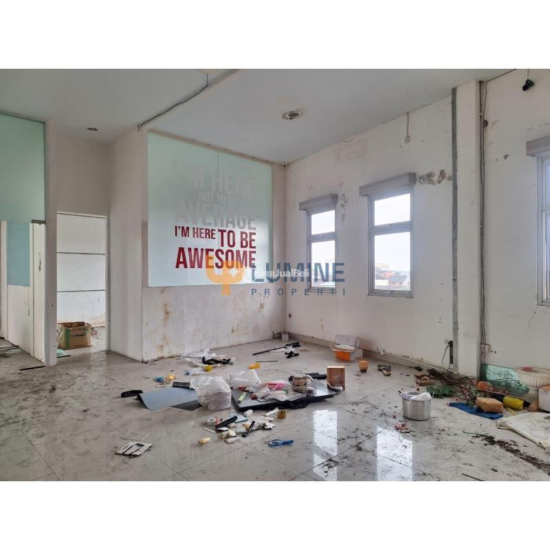 Dijual Ruko Besar Di Jalur Utama Gejayan Untuk Usaha Maksimal - Yogyakarta