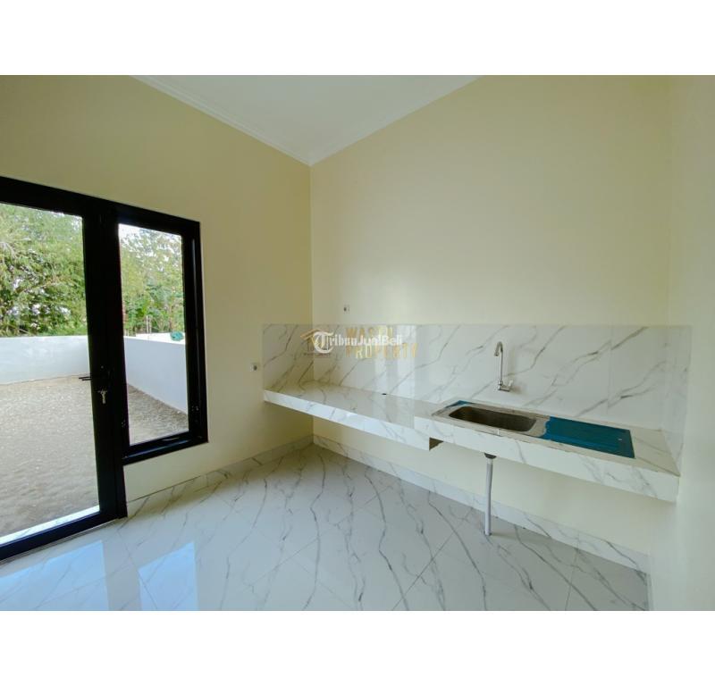 RUMAH CANTIK SLEMAN HALAMAN LUAS, AKSES DEKAT MALIOBORO