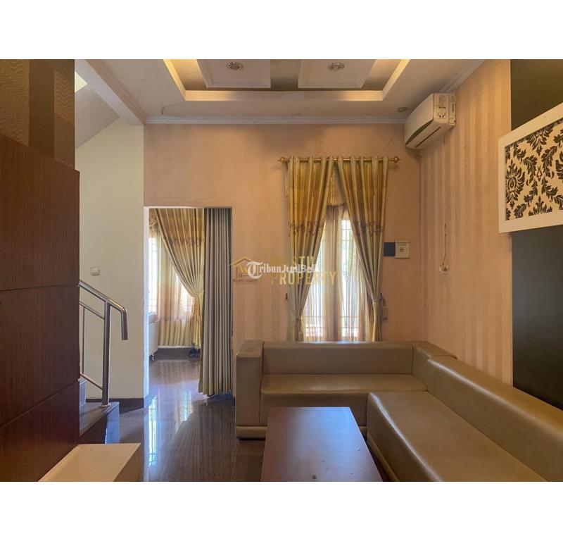 Jual Rumah 2 Lantai Tipe 200 Baru Di Sambilegi Maguwoharjo, Bawah Pasaran - Sleman