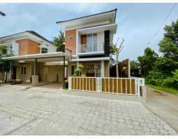Jual Rumah Mewah Luas, 109 m2 Baru Semi Furnish, Dekat Rsud Prambanan - Sleman
