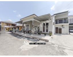 Dijual Rumah di jalan Demang Lebar Daun Tanah Luas di Pusat Kota - Palembang