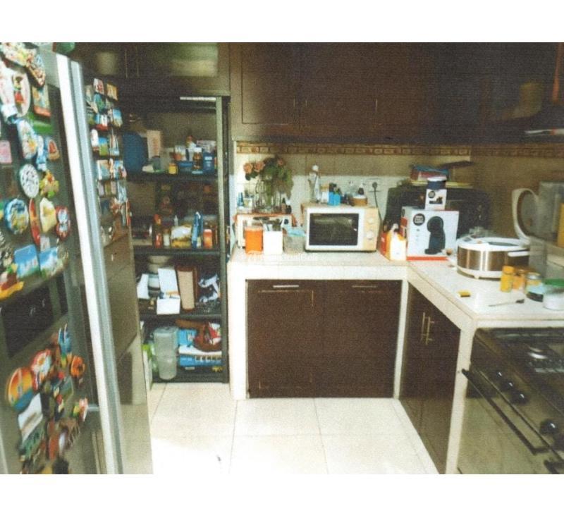 Jual Rumah Murah 2 Lantai Tipe 300 SHM Bekas Cash Only - Jakarta Barat