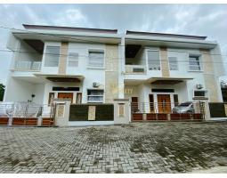 Dijual Rumah Mewah di Ngaglik Tipe 200 4KT 4KM SHM - Sleman 