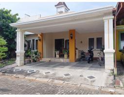 Dijual Rumah, 2 Lantai, Luas 200m2, Full Bangunan, SHM, Dekat Transmart Majapahit, Perumahan Gardenia Plamongan , di Pedurungan - Semarang 