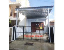 Dijual Rumah, LT. 100m,2 LB. 200m2, SHM, Dekat Swalayan ADA Siliwangi Semarang, Paragon City Mall - Semarang 