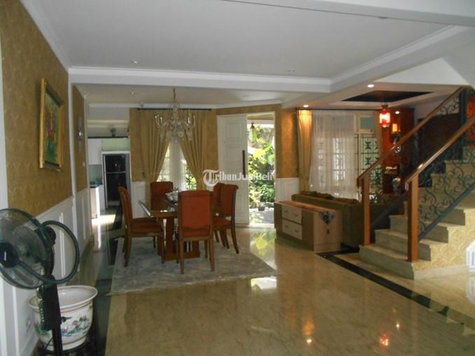 Dijual Rumah 2 Lantai di Lebak Bulus, Hanya 8 Menit ke Tol Fatmawati - Jakarta Selatan