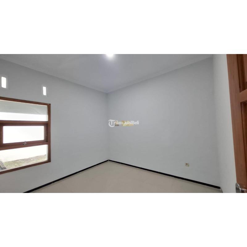 Jual Rumah Tipe 85 Baru Halaman Luas, Akses Mudah Ke Tol Sekolah - Sleman