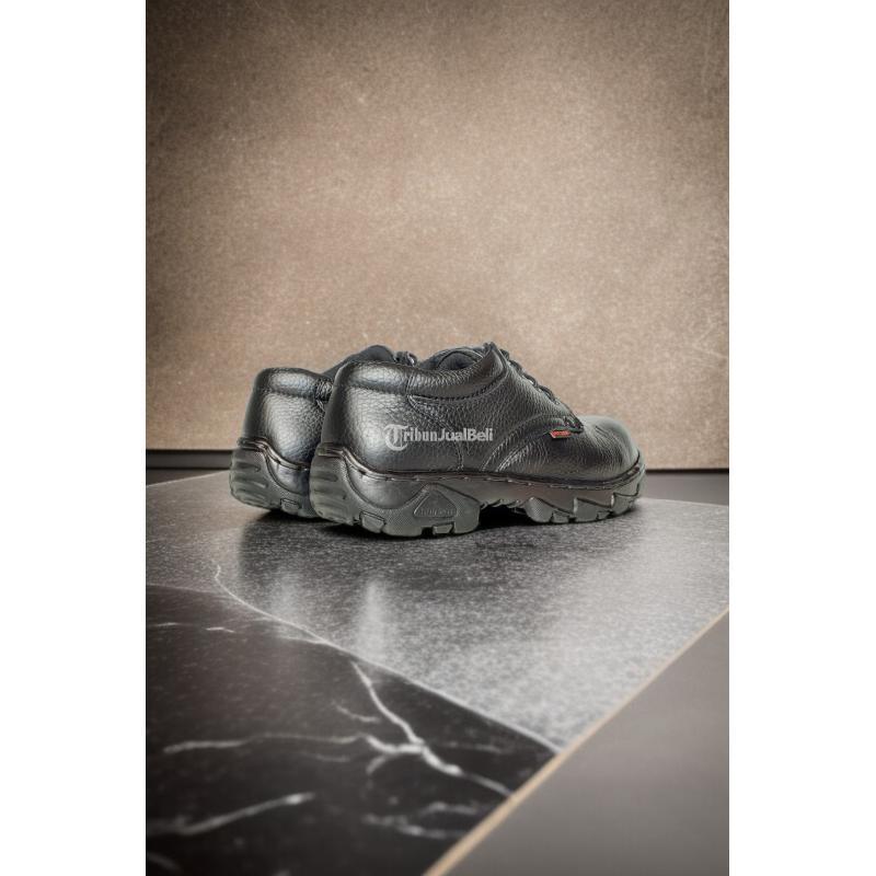 Pabrik Safety Shoes - Tanjung Pinang