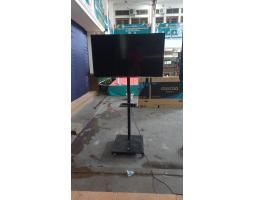Sewa TV LED untuk Gaming  Streaming - Pekanbaru