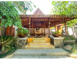 Jual Villa Luas 360 m2 Baru View Cantik Di Balecatur - Sleman