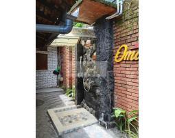 Dijual Homestay, Lt. 379m2, Lb. 28m2, Shm, Etnik Jawa, Dekat Charistas Hospital Klepu, Sleman - Yogyakarta