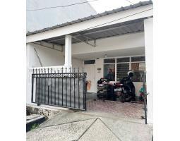 Dijual Rumah di Wonokromo Dekat Marvell City Mall, Plasa Marina Tipe 76 2KT 1KM - Surabaya