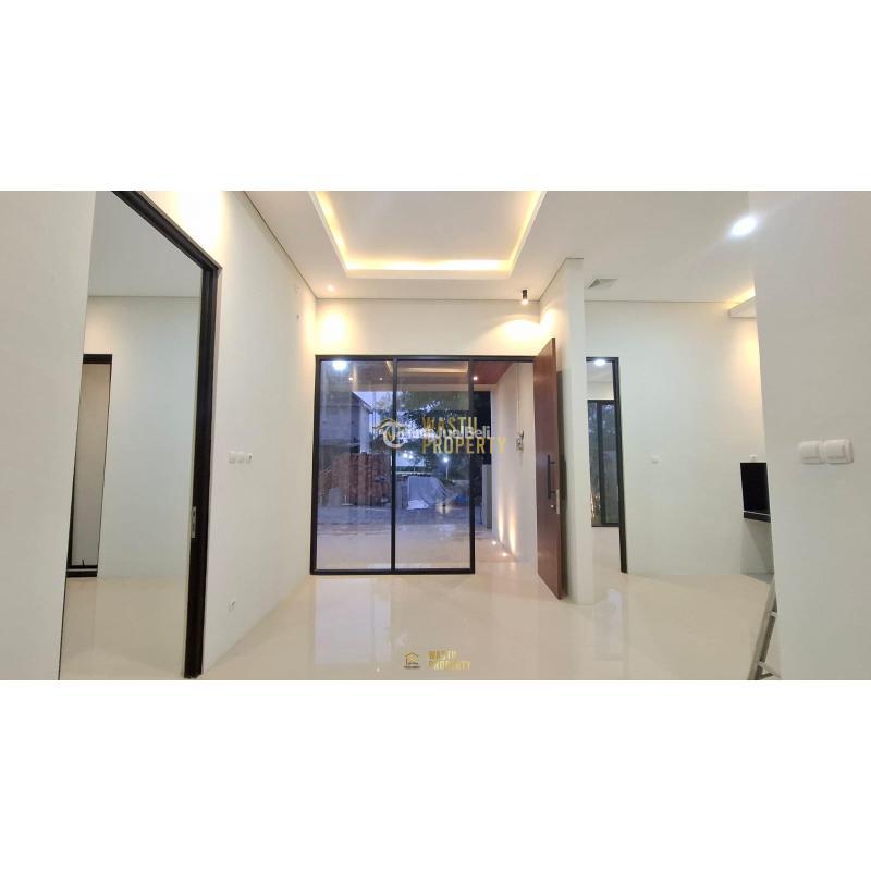 Jual Rumah Tipe 85 Siap Huni, Open Space Dekat Ring Road Maguwoharjo - Sleman