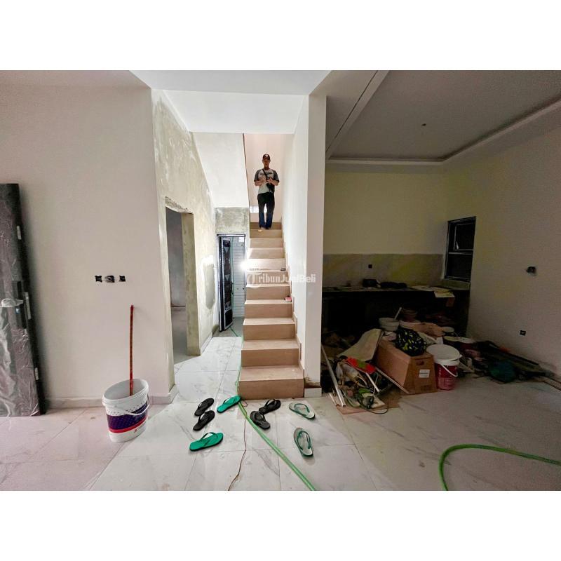 Jual Rumah Ekslusif 2 Lantai Luas 130 m2 Dekat Waterboom Jogja Taman Hiburan - Sleman