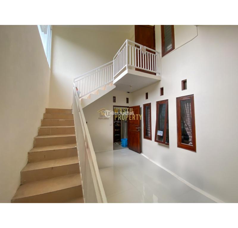 Dijual Rumah Full Furnished 3KT 3KM SHM Tanah Luas Di Ngaglik - Sleman