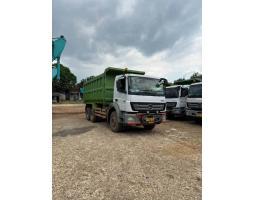 Dump Truck Mercedes Benz Axor Index 22 tahun 2018 - Bekasi