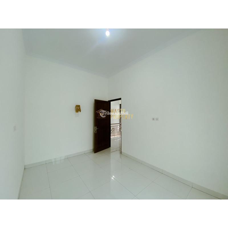 Dijual Rumah 2 Lantai, Lt. 98m2, Lb. 100m2, Shm, Dalam Ringroad, Dekat Ambarukmo Plaza, Bisa KPR, Sleman - Yogyakarta