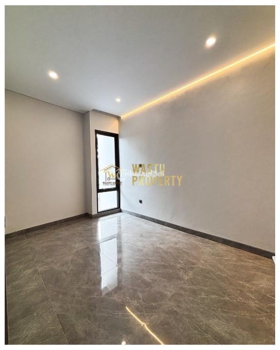 Dijual Rumah 2 Lantai, Tipe 80, 3kt, 3km, Shm, Dalam Cluster, 8 Menit Dari Rsu Mitra Paramedika, Sleman - Yogyakarta