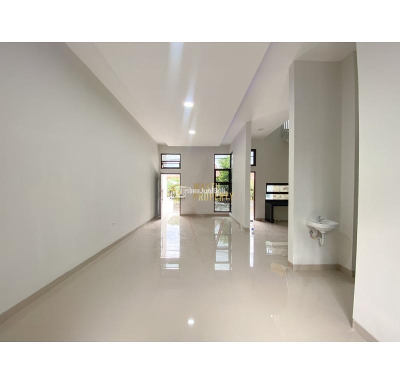 Dijual Rumah 2 Lantai, Lt. 120m2, Lb. 160m2, Shm, Siap Huni, 9 Menit Kampus UGM, Sleman - Yogyakarta