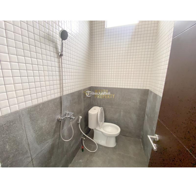 Dijual Rumah 2 Lantai, Lt. 120m2, Lb. 160m2, Shm, Siap Huni, 9 Menit Kampus UGM, Sleman - Yogyakarta