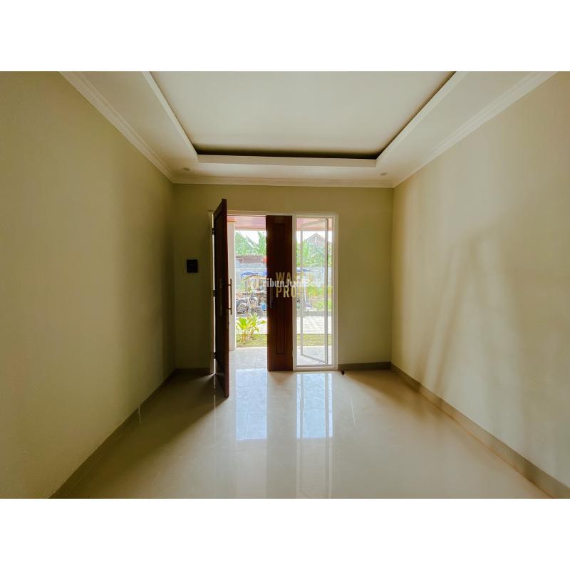 Dijual Rumah Mewah, Lt. 109m2, Lb. 110m2, Shm, 1 Menit Dari Rsud Prambanan, Bangunan Tahun 2023, Hadap Timur - Yogyakarta