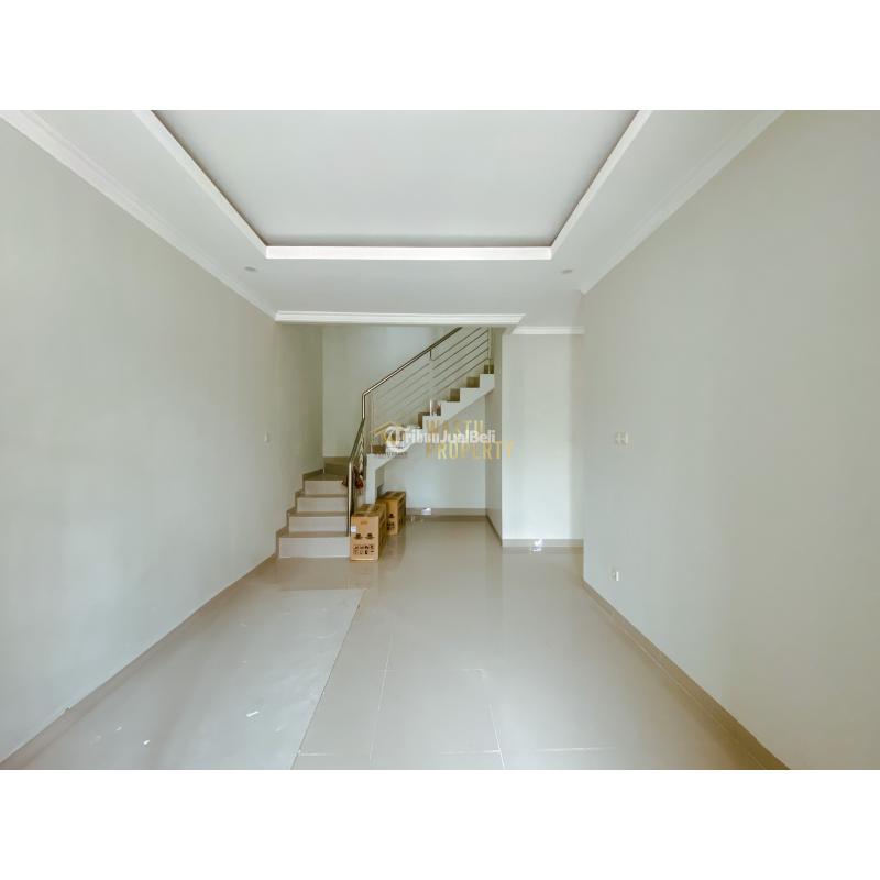 Dijual Rumah Mewah, Lt. 109m2, Lb. 110m2, Shm, 1 Menit Dari Rsud Prambanan, Bangunan Tahun 2023, Hadap Timur - Yogyakarta