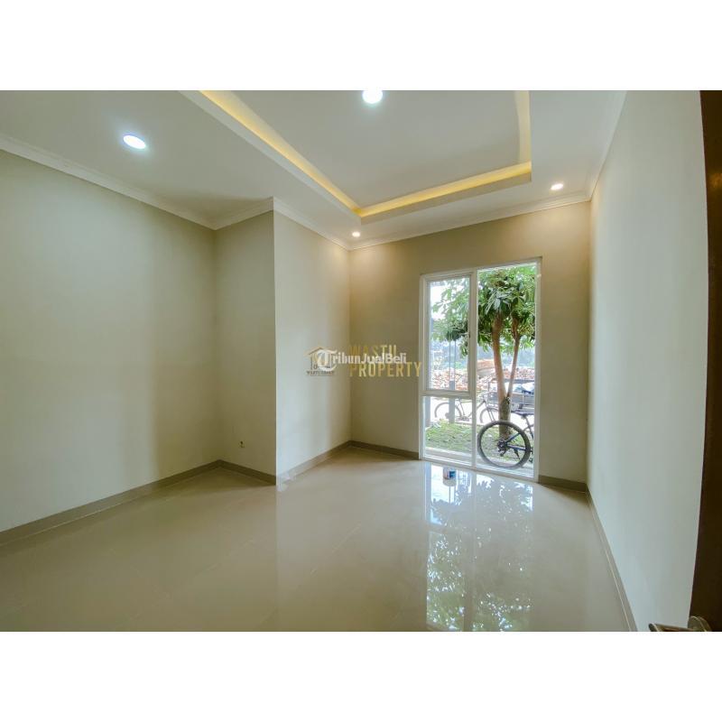 Dijual Rumah Mewah, Lt. 109m2, Lb. 110m2, Shm, 1 Menit Dari Rsud Prambanan, Bangunan Tahun 2023, Hadap Timur - Yogyakarta