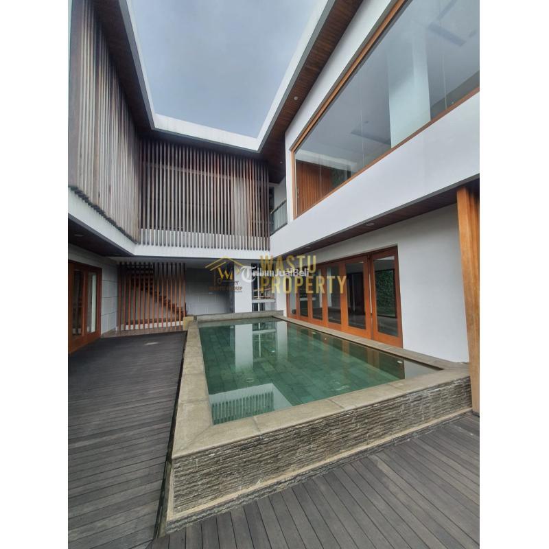 Dijual Rumah Premium, Bangunan 2 Lantai, Lt. 489m2, Lb. 654m2, Shm, Di Pondok Indah, 7 Menit Dari Rs Pondok Indah - Jakarta Selatan