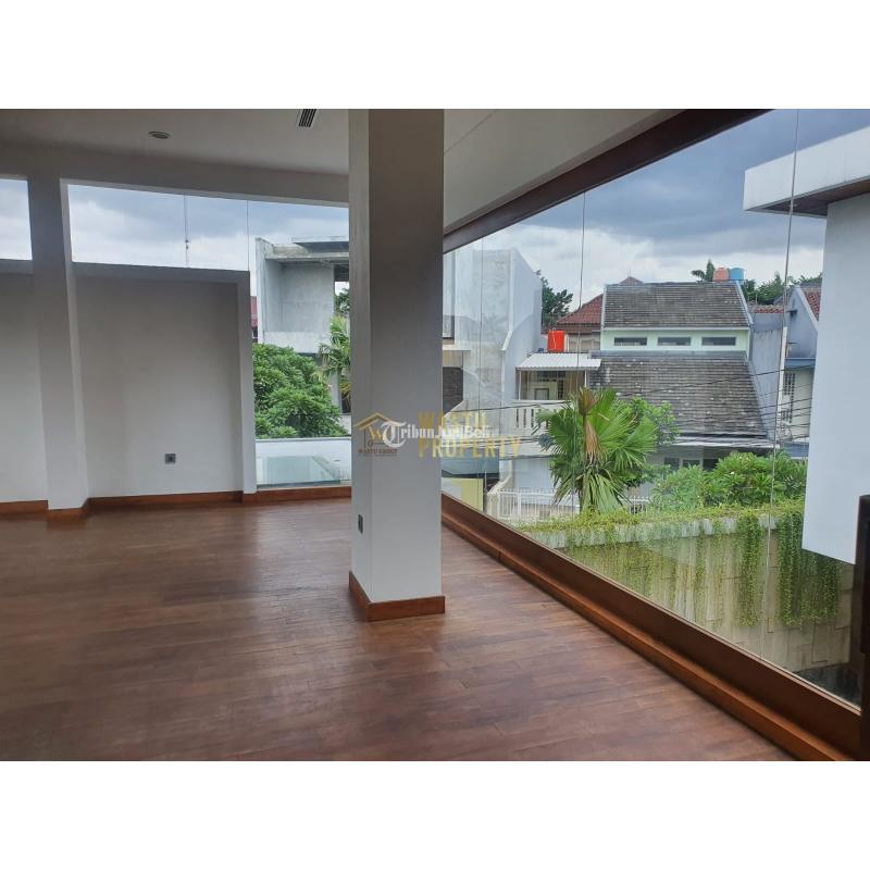 Dijual Rumah Premium, Bangunan 2 Lantai, Lt. 489m2, Lb. 654m2, Shm, Di Pondok Indah, 7 Menit Dari Rs Pondok Indah - Jakarta Selatan