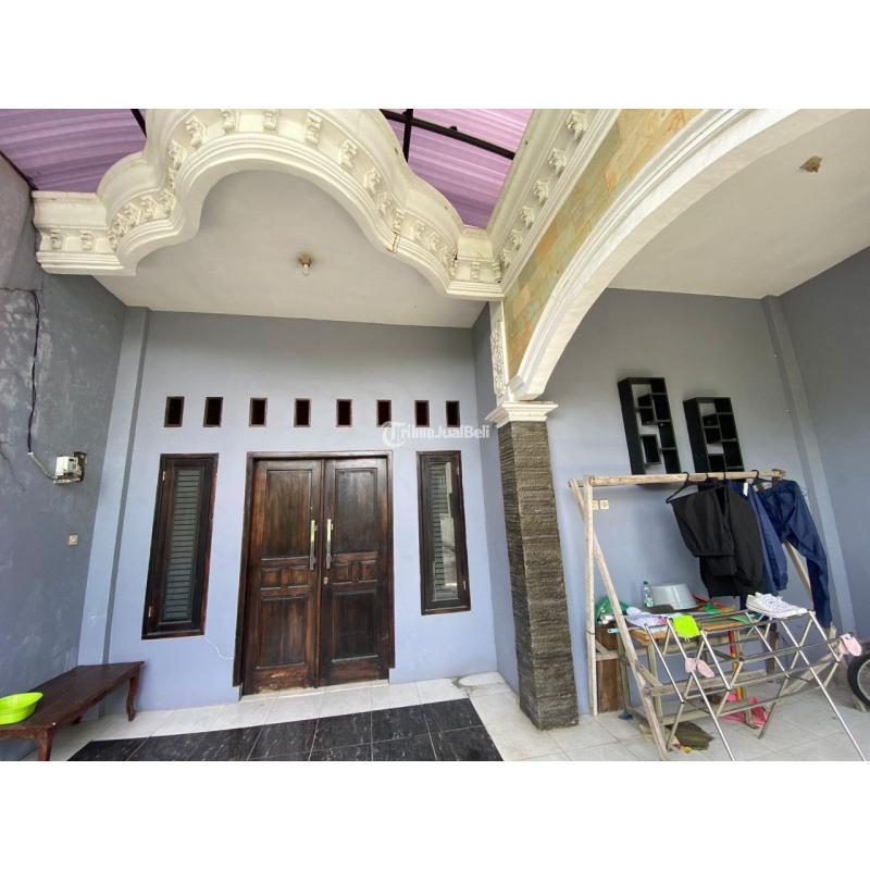 Dijual Rumah Strategis 4KT 2KM SHM di Gresik, Dekat Fasilitas Umum - Gresik