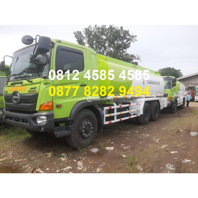 Hino 500 Truk Crude Palm Oil CPO 16000 Liter Truk Tangki  Minyak Sawit Mentah - Bekasi