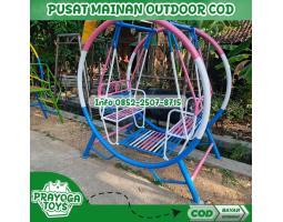 Ayunan Besi Modern Dan Perosotan Anak Kec Candisari - Semarang