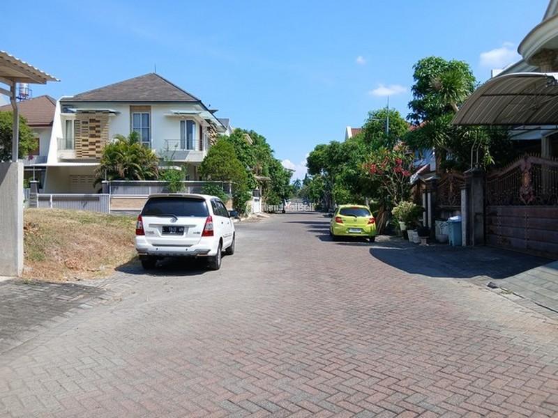 Dijual Rumah Baru, LT. 280m2, LB. 400m2, SHM, Hadap Timur, American Tropis Style, Mewah, Siap Huni di CitraLand - Surabaya