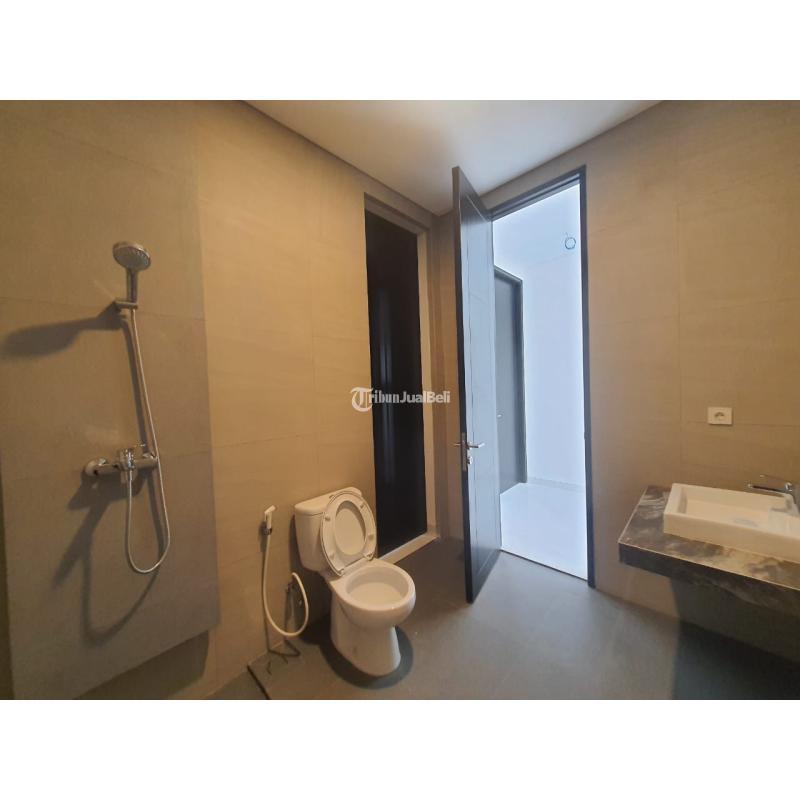 Dijual Rumah Baru, LT. 280m2, LB. 400m2, SHM, Hadap Timur, American Tropis Style, Mewah, Siap Huni di CitraLand - Surabaya