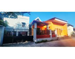 Jual Rumah 1 Ruko LT 225 m2  Bekas Dekat Grand Mall Maros, Pasar Batangase - Maros
