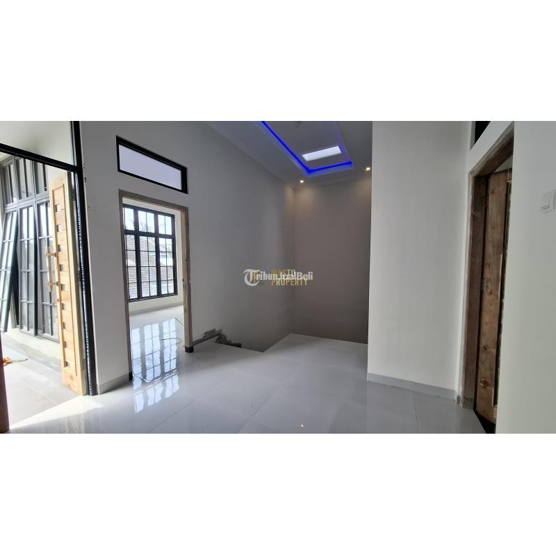 Dijual Rumah 2 Lantai Tepi Jalan Kaliurang Tipe 135 4KT 3KM SHM - Sleman
