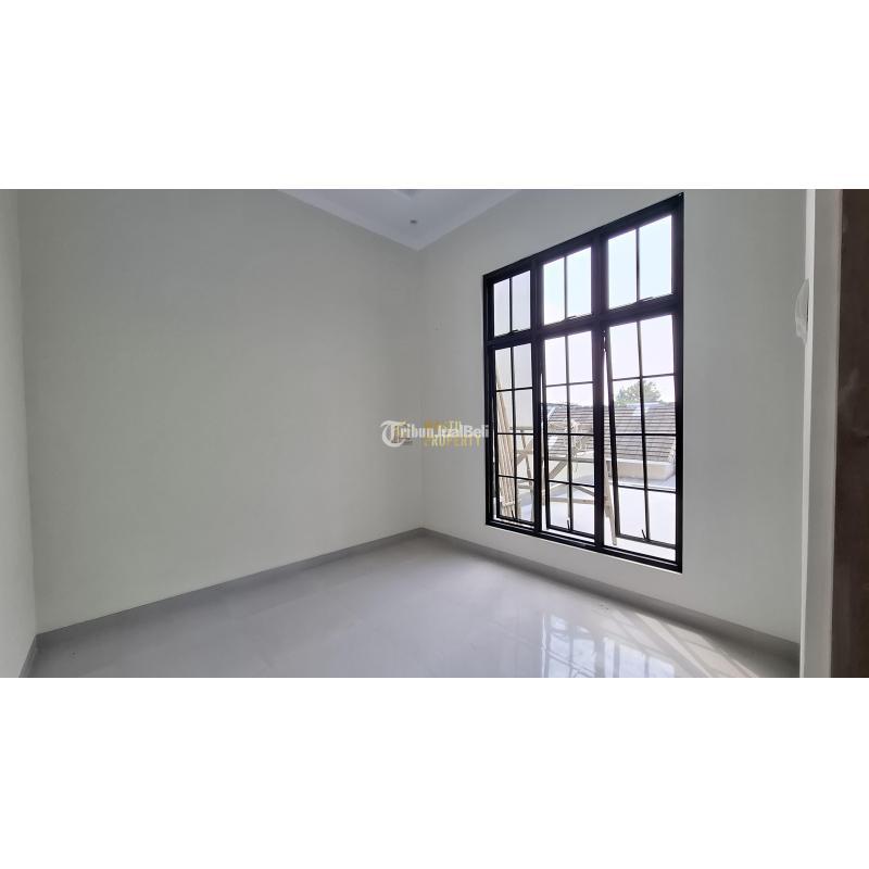 Dijual Rumah 2 Lantai Tepi Jalan Kaliurang Tipe 135 4KT 3KM SHM - Sleman