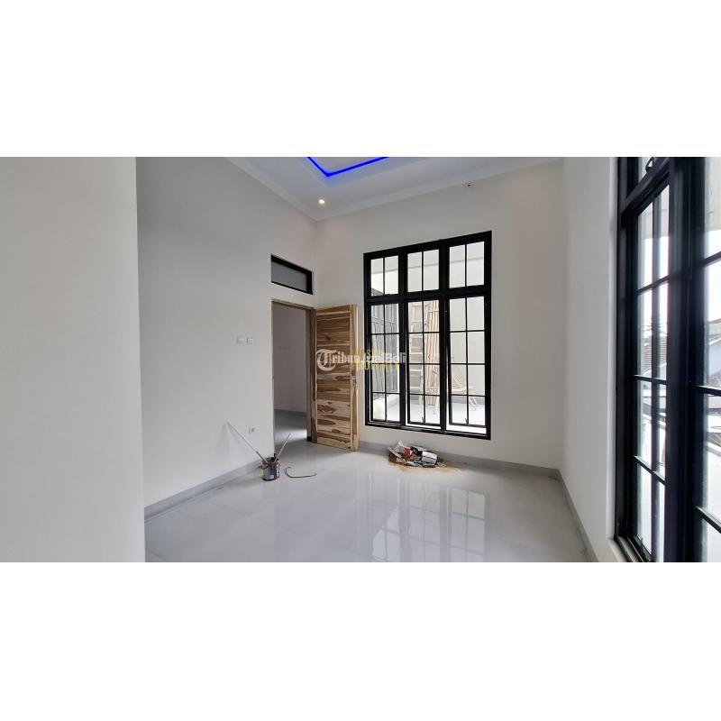 Dijual Rumah 2 Lantai Tepi Jalan Kaliurang Tipe 135 4KT 3KM SHM - Sleman