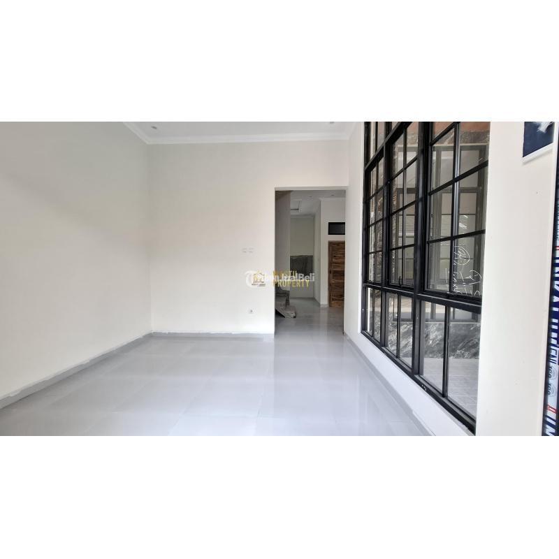 Dijual Rumah 2 Lantai Tepi Jalan Kaliurang Tipe 135 4KT 3KM SHM - Sleman