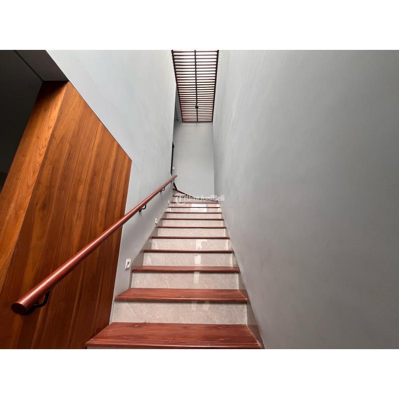 Dijual Rumah Mewah Siap Huni 3KT 3KM SHM di Mlati Yogya Dekat UGM - Sleman